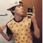 Imagem do post Conheça Júlio Cocielo do Canal Canalha, youtuber que bomba na web (Biografia)