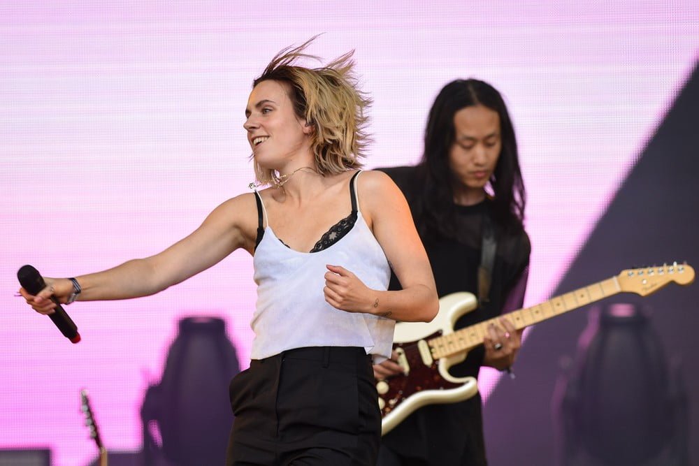 Imagem do post MØ se apresenta no Lollapalooza e fará show solo na segunda-feira