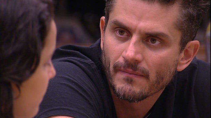 Imagem do post BBB 17: Ilmar fala que vai conversar com Marcos: “Vou esperar me procurar”