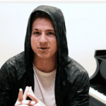 Imagem do post Charlie Puth abre oportunidade para você gravar um vídeo e cantar com ele, saiba como!