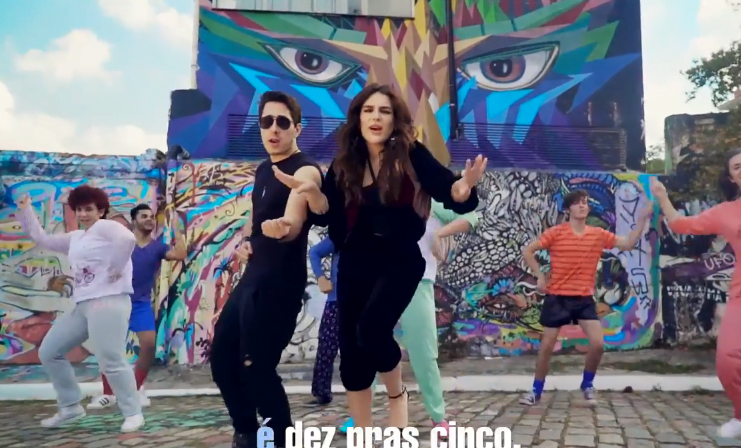 post: “Dez Pras Cinco” de Kéfera e Felipe Castanhari entra no top 5 virais do Spotify, a música é uma paródia de “Despacito”