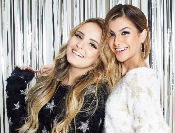 Imagem do post Blogueira Nah Cardoso e Larissa Manoela saem juntas na capa da revista Atrevida