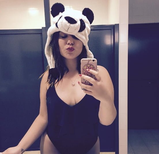 Imagem do post Ex-BBB Maria Claudia (Cacau) chega em Madrid e publica foto sexy em rede social