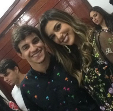 Imagem do post Vivian Amorim e Manoel Rafaski no aniversário de Luiz Felipe Bari, veja fotos!