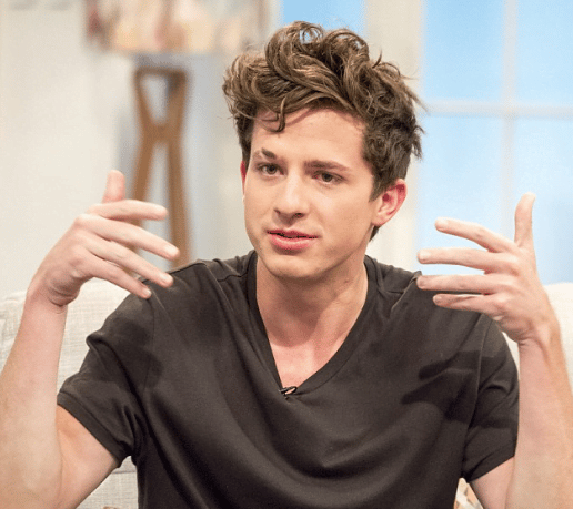 Imagem do post Charlie Puth canta seu novo single “The Way I Am” no programa de Jimmy Fallon