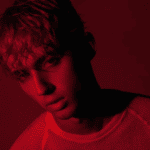 Imagem do post Troye Sivan publica vídeo misterioso em rede social e surgem rumores de segundo álbum, confira!