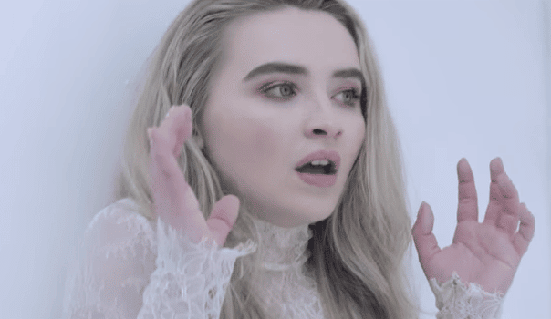 post: Sabrina Carpenter lança música “Let Me Move You”, parte da trilha sonora de Dançarina Imperfeita (Work it), ouça! 