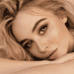 post: Sabrina Carpenter vai parar nos Trending Topics do Twitter, fãs exaltam a carreira da artista, vem conferir! 