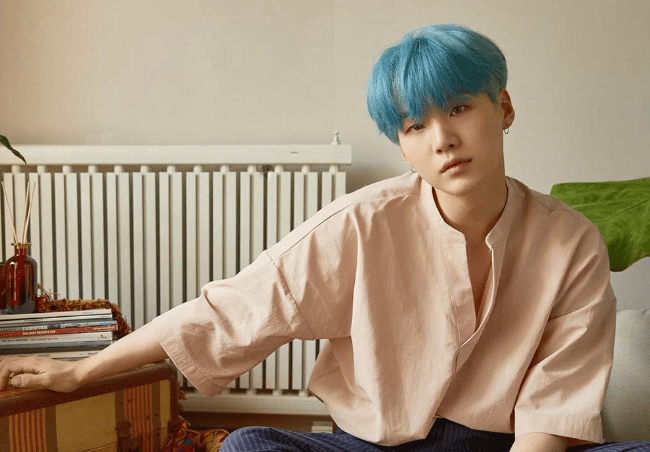 Imagem do post Suga do BTS completa 25 anos de idade e faz doações para 39 orfanatos, confira!