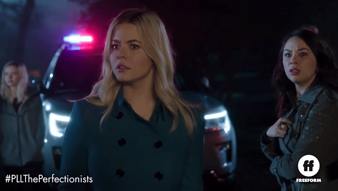 Imagem do post The Perfectionists spin-off de Pretty Little Liars, protagonizado por Sasha Pieterse (Alison) e Janel Parish (Mona) ganha trailer, assista!