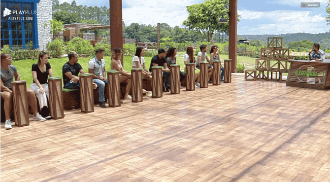 Imagem do post A Fazenda 10: Todos os participantes, menos Nadja e Cátia, voltaram ao sede para participar de atividade com finalistas