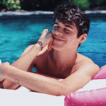 Imagem do post 7 fatos sobre Jackson Krecioch, dono do single “Little Things”