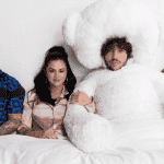 Imagem do post Selena Gomez está de volta, ouça “I Can’t Get Enough”, parceria com benny blanco, Tainy e J Balvin