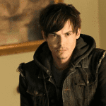 Imagem do post Tyler Blackburn, o Caleb de Pretty Little Liars, revela que é bissexual e conta sobre o bullying e preconceito que sofreu