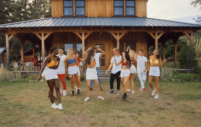 Imagem do post Now United lança clipe de “Like That”, filmado em fazenda no Oregon