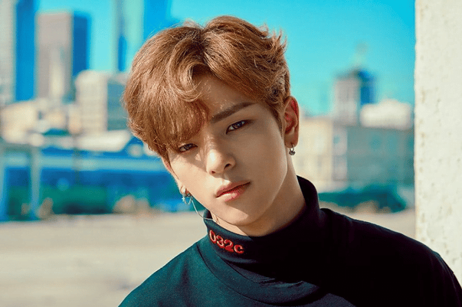 Imagem do post Woojin sai do Stray Kids e grupo adia lançamento do novo álbum, fãs estão tristes, confira!