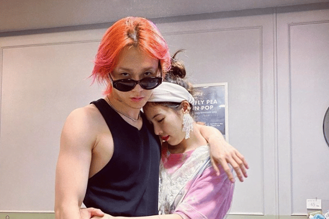 Imagem do post HyunA e E’Dawn postam foto fofa juntos e cantor exibe cabelo laranja, confira!