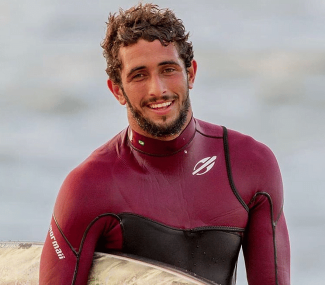 Imagem do post BBB 20: Conheça Lucas Chumbo, surfista que irá participar do reality show da Globo no time de famosos