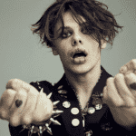 Imagem do post Cantor britânico YUNGBLUD, que irá se apresentar no Lollapalooza 2020, divulga vídeos do Vevo Lift Live Sessions, confira!