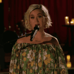 Imagem do post Katy Perry performa novo single “Daisies” no The Hotel Café para o iHeartRadio, assista!