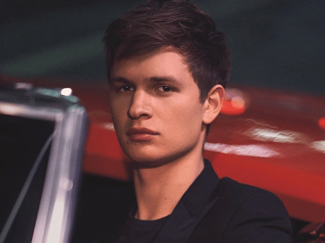 Imagem do post Polêmica: Ator Ansel Elgort é acusado de estuprar garota de 17 anos de idade: “eu estava soluçando de dor”