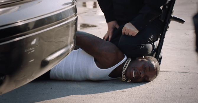 Imagem do post BET Awards 2020: Em performance com Roddy Ricch na premiação,  DaBaby faz referência ao assassinato de George Floyd