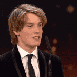 Imagem do post Curiosidade Dark: Louis Hofmann que interpreta o Jonas, já ganhou prêmio de Melhor Ator Jovem no Goldene Kamera por conta de sua atuação na série da Netflix