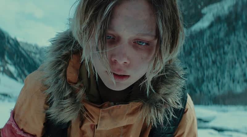 Imagem do post Jovem é perseguida até a morte no trailer do filme de terror ‘Let it Snow’