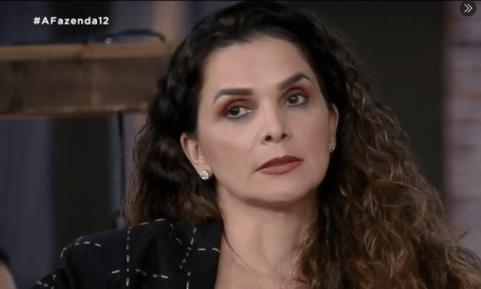 Imagem do post A Fazenda 12: Luiza Ambiel reclama de Juliano Ceglia e assunto vai parar no trending topics do twitter