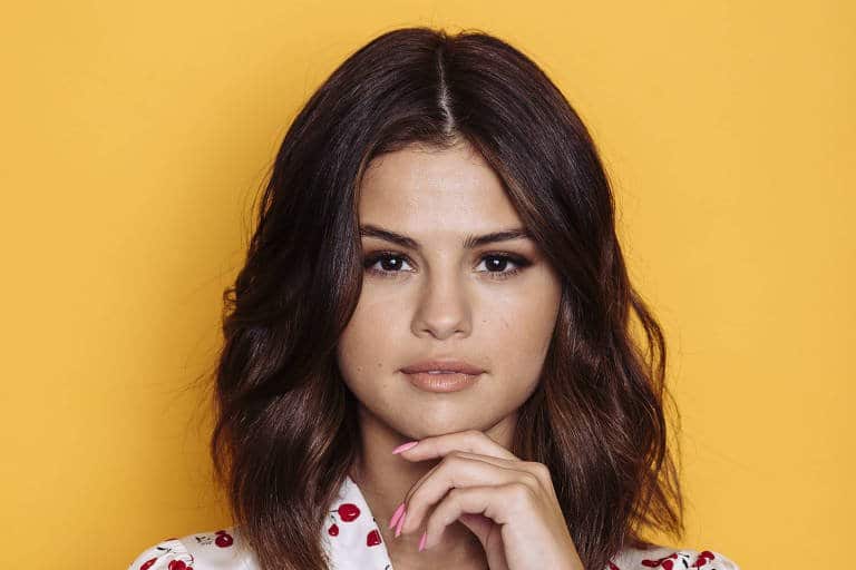 Imagem do post Selena Gomez vai estrelar filme de terror ‘Dollhouse’