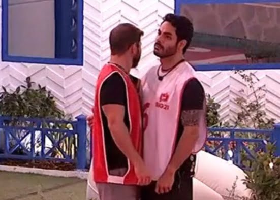 Imagem do post BBB 21: Tuiteiros veem química entre Caio e Rodolffo e shippam Cadolffo: “maior que Fiukette” 