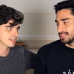 Imagem do post Youtuber Jean Luca revela que está namorando e apresenta namorado no canal: “chegou o meu momento de ser brega no YouTube” 