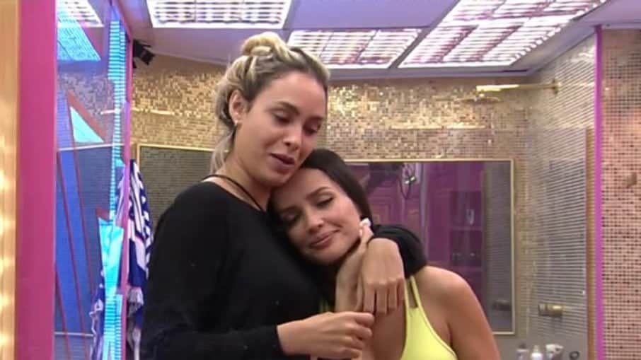 Imagem do post Enquete Uol BBB 21: Juliette é a favorita a ganhar o reality com 31,24% dos votos e Sarah aparece com 30,98% dos votos 