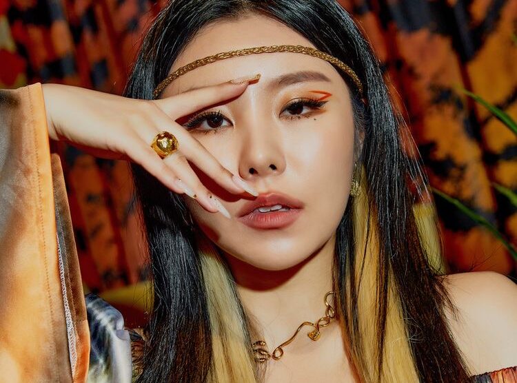 Imagem do post Segundo mídia sul-coreana, Wheein não renovará contrato com a empresa, mas integrante ainda fará parte do MAMAMOO