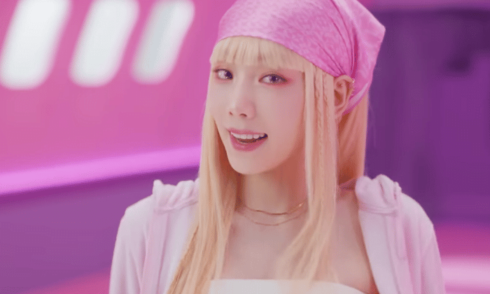 post: Taeyeon (Girls’ Generation) lidera paradas musicais com a faixa “Weekend”