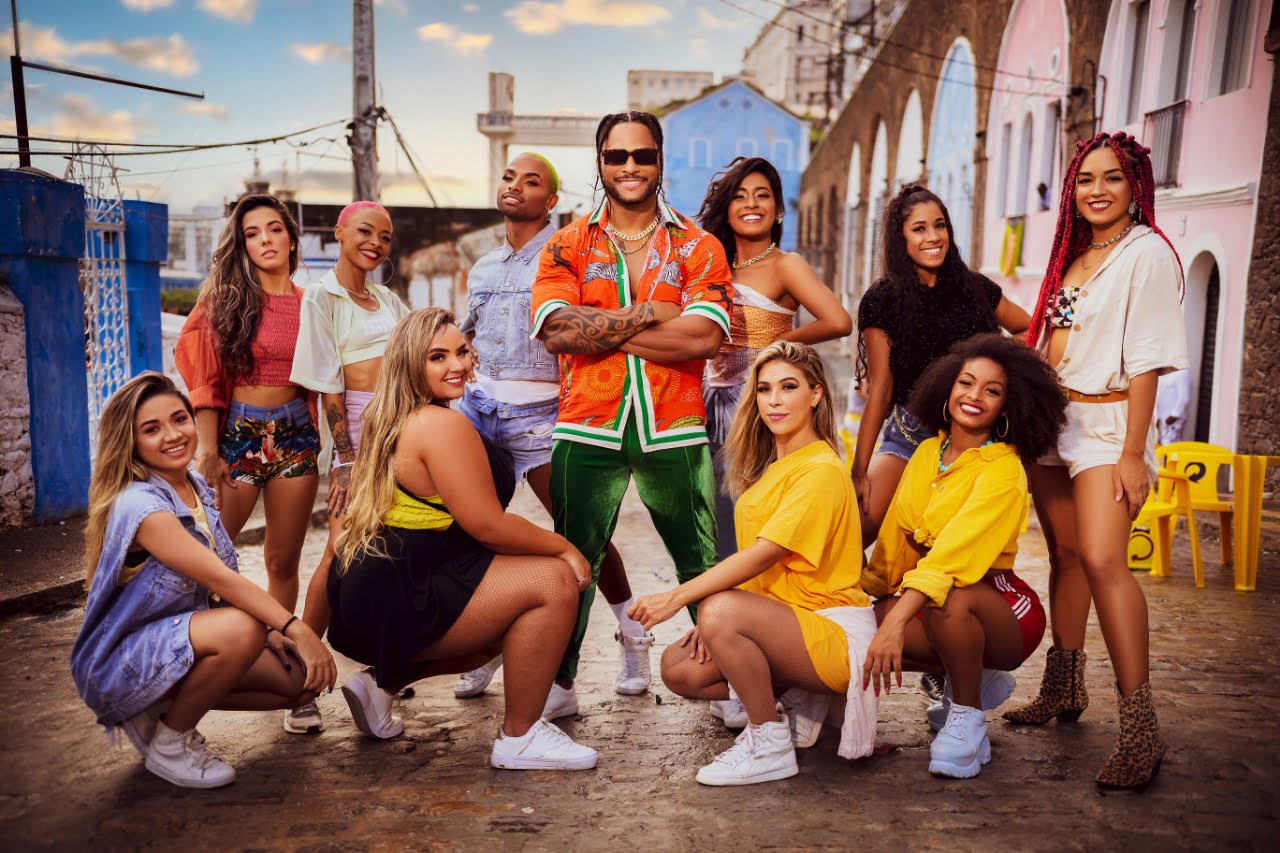 Imagem do post Parangolé lança clipe com medley de grandes sucessos do seu último EP