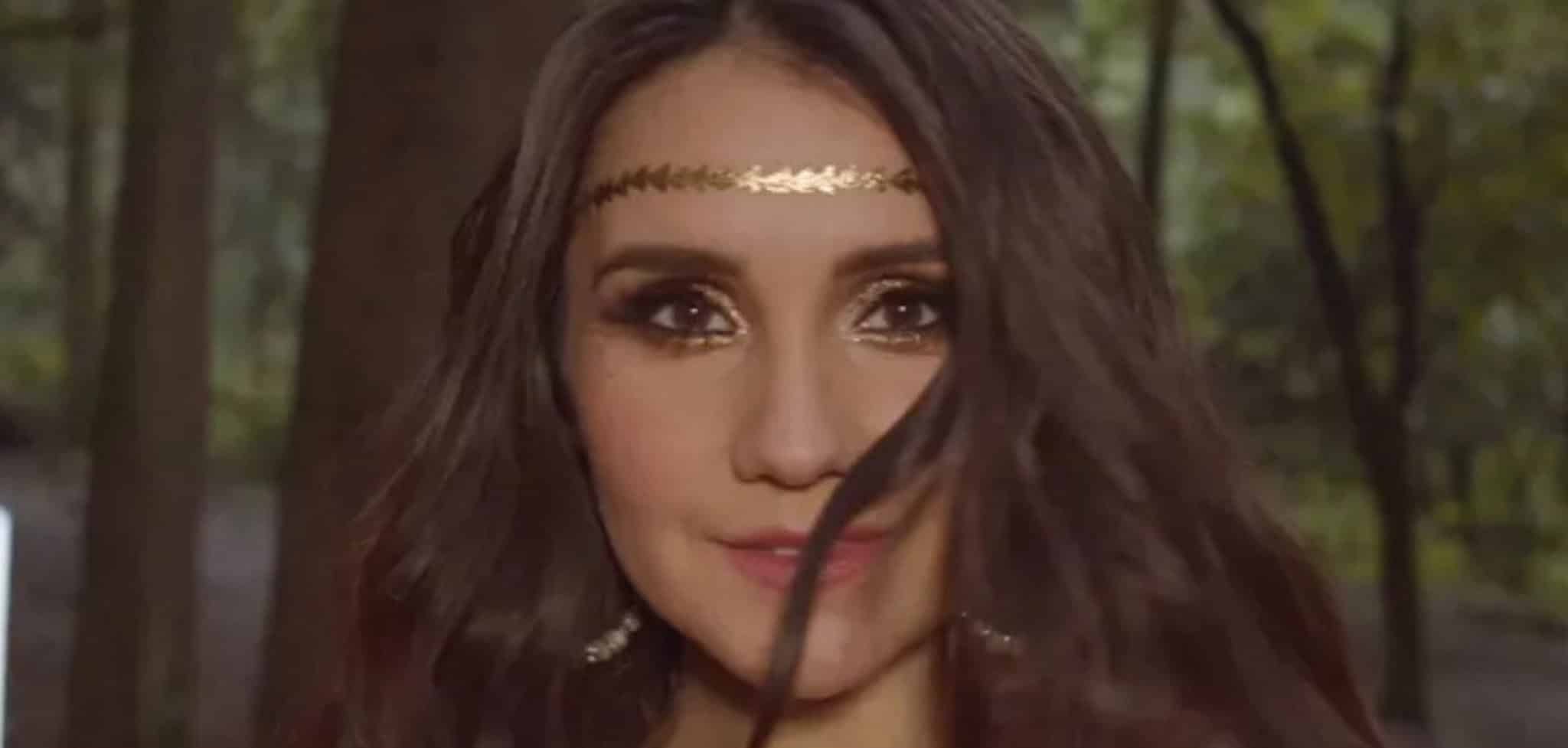 Imagem do post Dulce María celebra ancestralidade indígena em novo álbum ‘Origen’