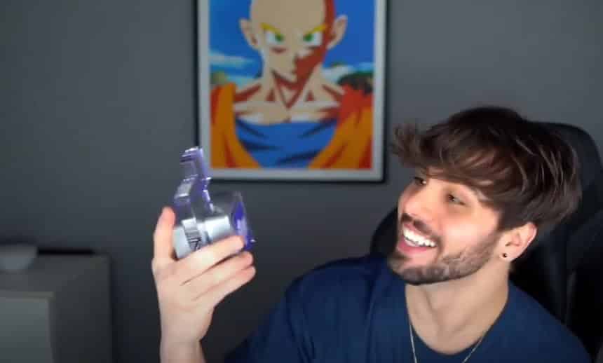 Imagem do post T3ddy agradece aos fãs pelo prêmio de Youtuber Masculino do Ano no BreakTudo Awards 2021 