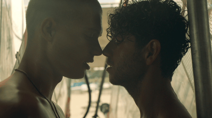 Imagem do post A Roda do Tempo: Josha Stradowski que interpreta Rand, já protagonizou filme gay com cenas quentes, confira! 