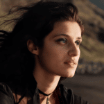 Imagem do post The Witcher Curiosidade: Anya Chalotra, que interpreta Yennefer, foi a estrela emergente mais buscada no IMDb em 2020, confira!