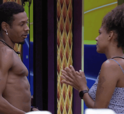 Imagem do post BBB 22 | Jessi e Paulo André tretam na cozinha: “você tá bêbada… Jessi vai dormir, não quero me estressar com você”