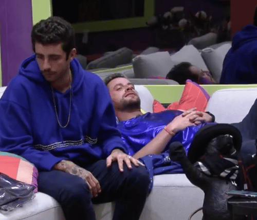 Imagem do post BBB 22: Depois de levar cantada de Jessi, Paulo André também leva cantada de Gustavo: “P.A, se você quiser eu quero, são palavras minhas”