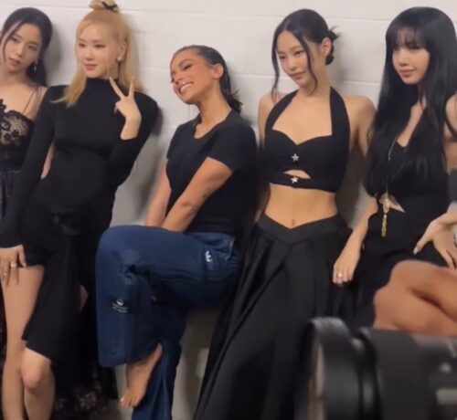 Imagem do post Anitta e BLACKPINK se encontram pela primeira vez nos bastidores do VMAs 2022