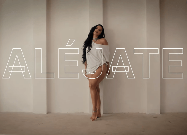 Imagem do post Izzy La Reina lança clipe de seu novo single “Aléjate”, assista!