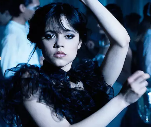 Imagem do post Wandinha: Jenna Ortega se torna uma superestrela da Netflix e supera 15 milhões de seguidores 