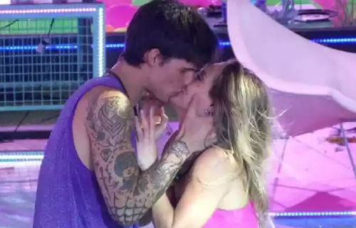 Imagem do post BBB 23: Após beijar Gabriel Tavares na festa, Bruna Griphao se preocupa: “fiz o que eu disse que ia fazer” 