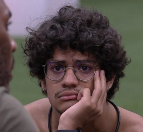 Imagem do post BBB 23: Fred Nicácio conta para Gabriel Santana que ele está na mira do outro grupo: “para de ser mané”