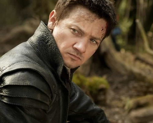 Imagem do post Jeremy Renner, que interpreta “Gavião Arqueiro”, fica em estado grave após sofrer acidente 