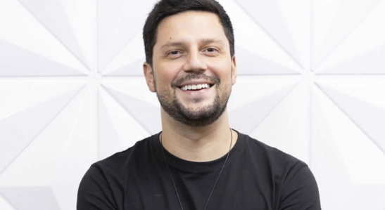 Imagem do post A Grande Conquista: Enquetes Votalhada apontam que Thiago Servo será o campeão do reality show! 