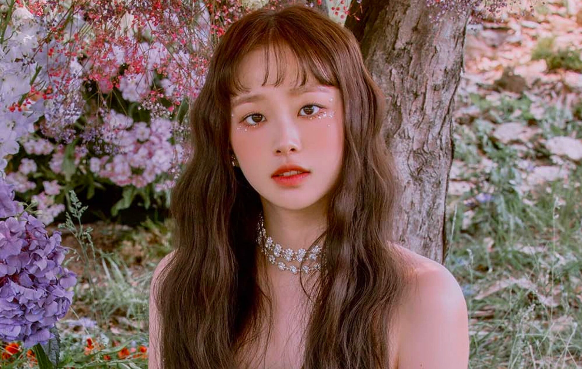 Imagem do post A ex-integrante do LOONA, Chuu, fará sua estreia como artista solo em outubro!